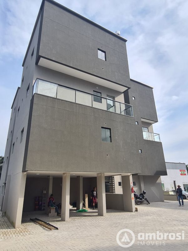 Apartamento de 2 quartos, | Eu Corretor