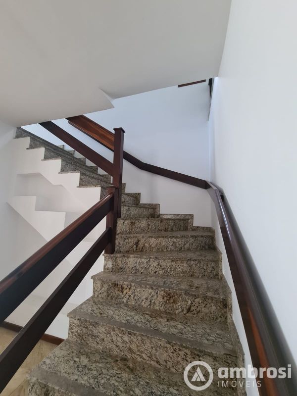CASA  (COMERCIAL E RESIDENCIAL) - 400,00 m2 -  BAIRRO CENTRO II