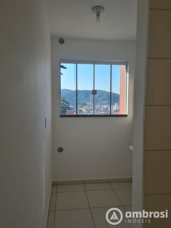Apartamento de 2 quartos, no bairro Dom Joaquim, em Brusque | Eu Corretor