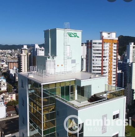 COBERTURA DUPLEX 100% MOBILIADO E DECORADO - BALNEÁRIO CAMBORIU