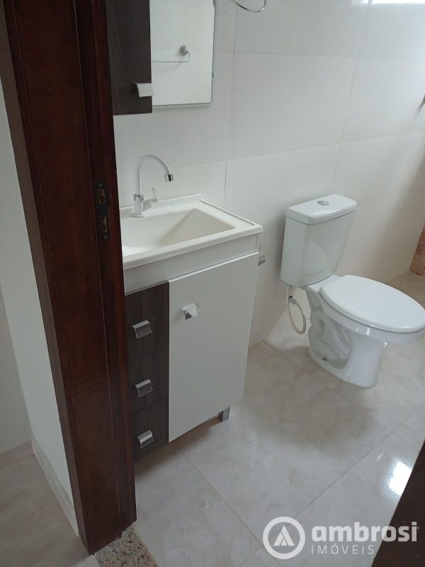 SOBRADO DE 3 QUARTOS NO RIO BRANCO