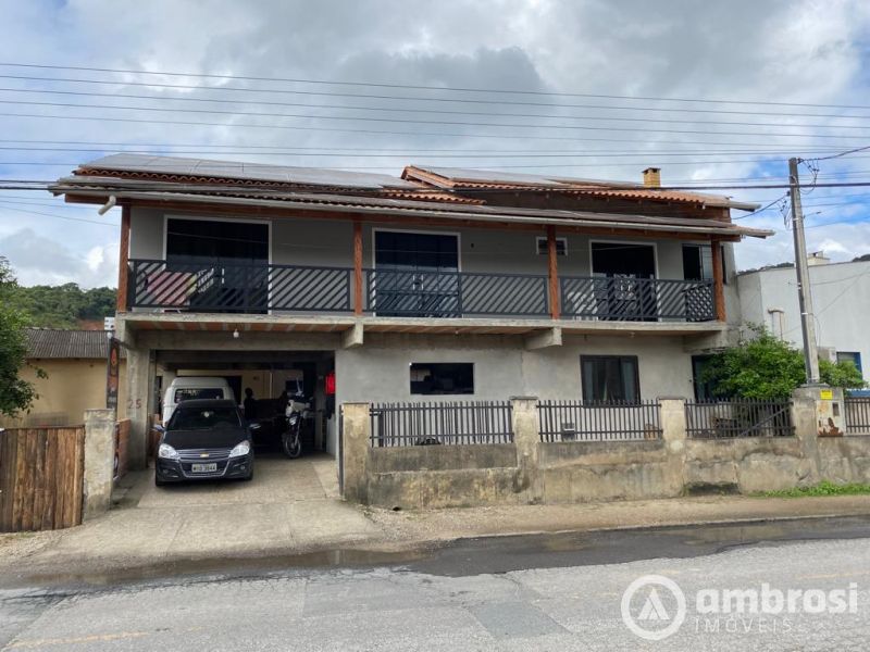 Casa de 3 quartos, 140m² no bairro Guarani, em Brusque | Eu Corretor
