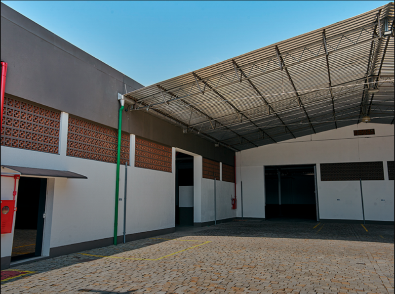 GALPÃO 1.606,00 m2 - BAIRRO - 12 REAIS O M2