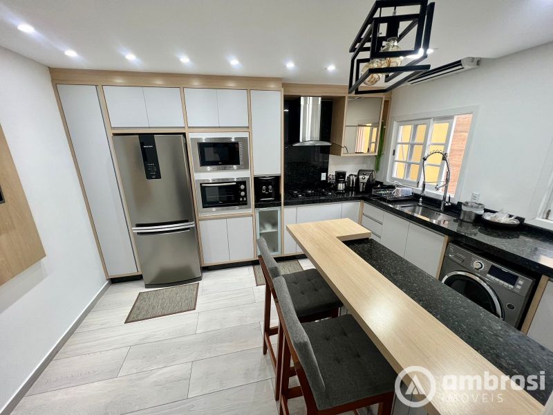 Casa de 4 quartos, 385m² no bairro Bateas, em Brusque | Eu Corretor