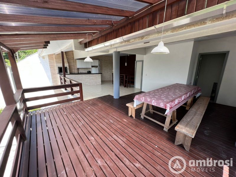 Excelente Casa Semi Mobiliada 
