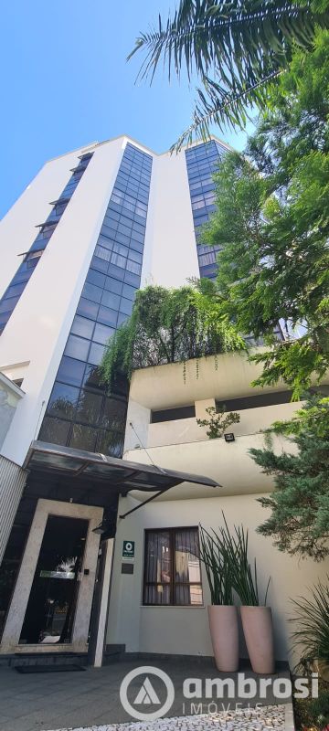 APTO 3 SUITES (sendo 1 master) + 01 Qto - Centro 