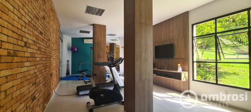 APTO 3 SUITES (sendo 1 master) + 01 Qto - Centro 