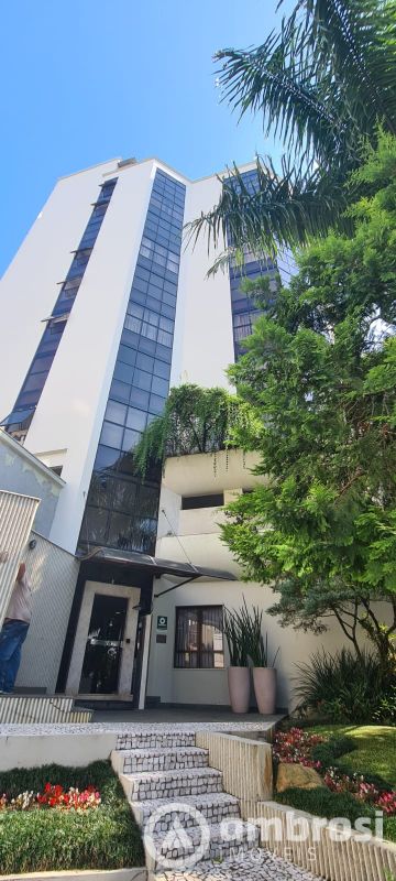 APTO 3 SUITES (sendo 1 master) + 01 Qto - Centro 