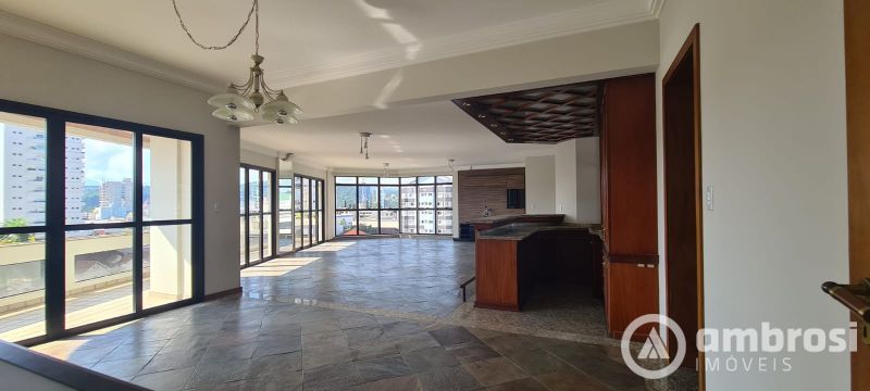 APTO 3 SUITES (sendo 1 master) + 01 Qto - Centro 