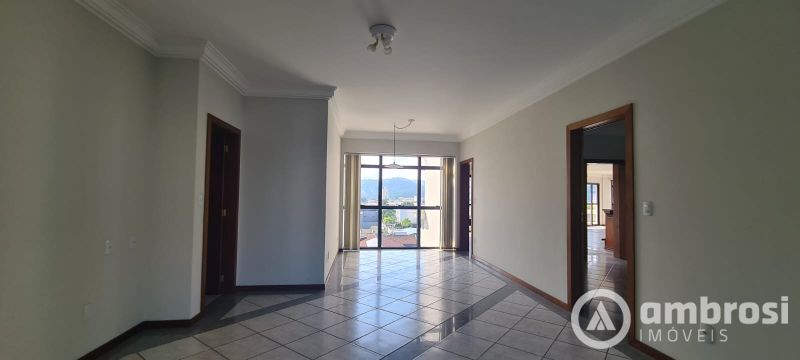 APTO 3 SUITES (sendo 1 master) + 01 Qto - Centro 