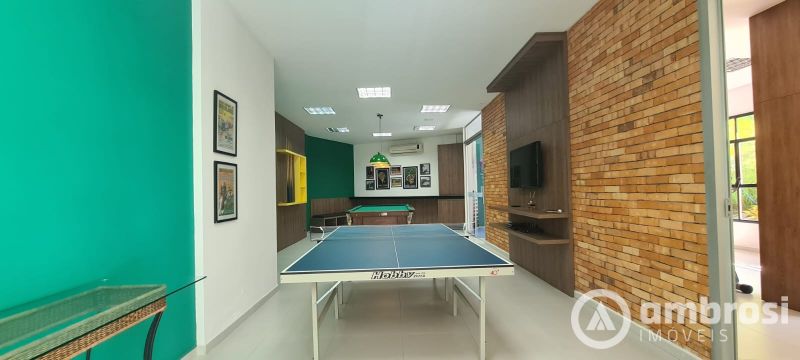 APTO 3 SUITES (sendo 1 master) + 01 Qto - Centro 