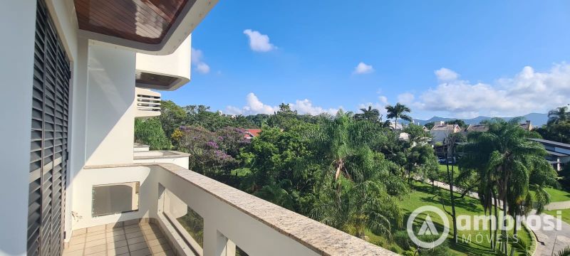 APTO 3 SUITES (sendo 1 master) + 01 Qto - Centro 