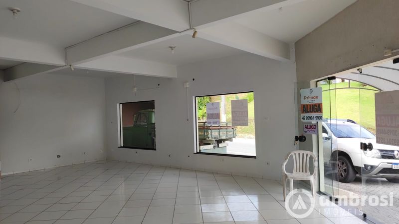 Sala Comercial de 135m² no bairro Rio Branco, em Brusque | Eu Corretor