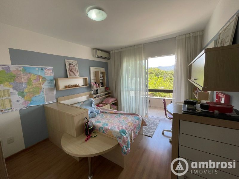 Casa de 4 quartos, 180m² no bairro Centro I, em Brusque | Eu Corretor
