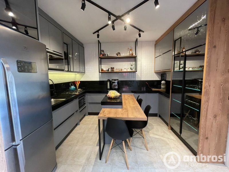 Casa de 4 quartos, 180m² no bairro Centro I, em Brusque | Eu Corretor