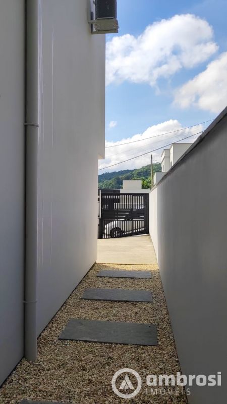 Casa de 2 quartos, | Eu Corretor