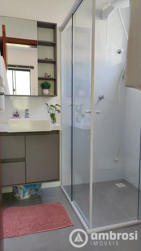 CASA 2 SUITES - SEMI MOBILIADA - BAIRRO GUARANI 