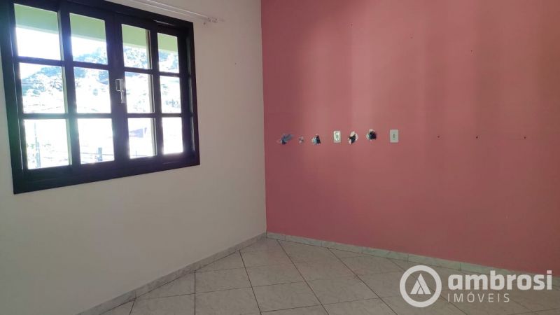 CASA 01 Suíte + 03 QTOS - ÁGUAS CLARAS 
