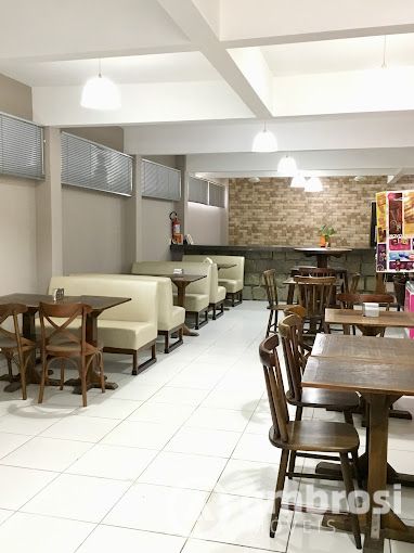 Sala Comercial de 350m² | Eu Corretor