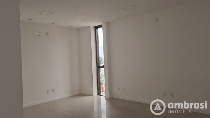 Sala Comercial de 60m² no bairro Centro I, em Brusque | Eu Corretor