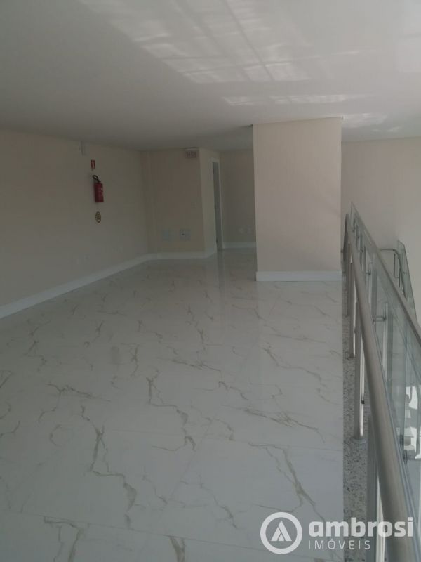 SALA COMERCIAL COM ÁREA DE 150M2 - ITAJAI 