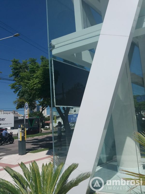 SALA COMERCIAL COM ÁREA DE 150M2 - ITAJAI 