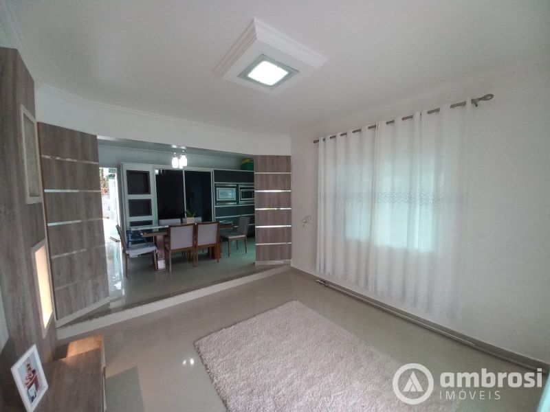 CASA 01 SUÍTE + 02 QUARTOS - LIMOEIRO - BRUSQUE - OBS: CASA SEM OS MOVEIS