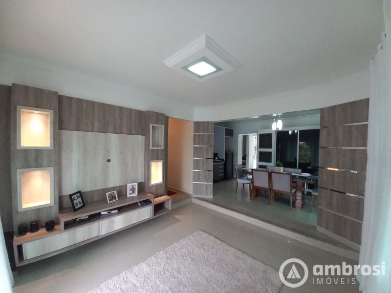 CASA 01 SUÍTE + 02 QUARTOS - LIMOEIRO - BRUSQUE - OBS: CASA SEM OS MOVEIS