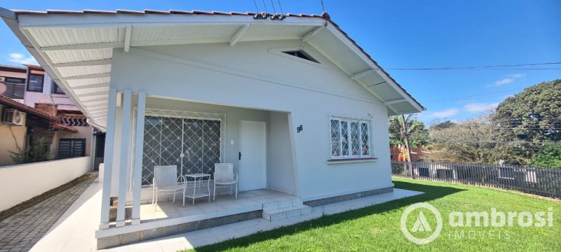 Casa de 3 quartos, no bairro Jardim Maluche, em Brusque | Eu Corretor