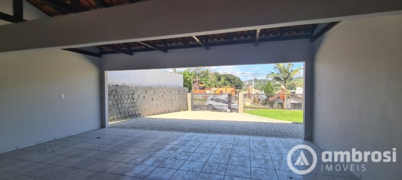 CASA 03 QUARTOS - SEMI MOBILIADA - JARDIM MALUCHE - BRUSQUE 