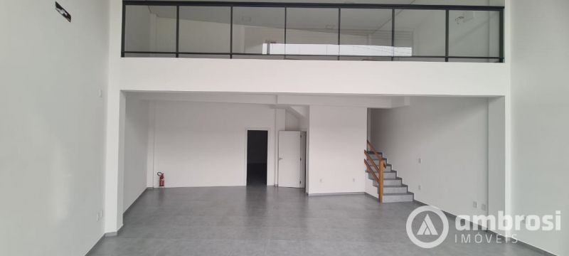 Sala Comercial de 140m² no bairro Dom Joaquim, em Brusque | Eu Corretor