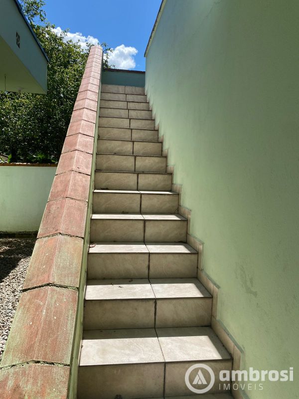 CASA 01 SUÍTE + 02 QTOS - BATEAS - BRUSQUE