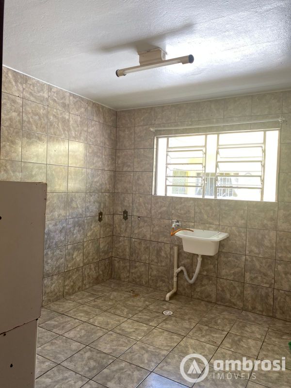 CASA 01 SUÍTE + 02 QTOS - BATEAS - BRUSQUE