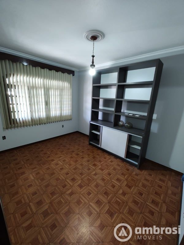 CASA 03 QTOS - PISO SUPERIOR - SANTA TEREZINHA - BRUSQUE