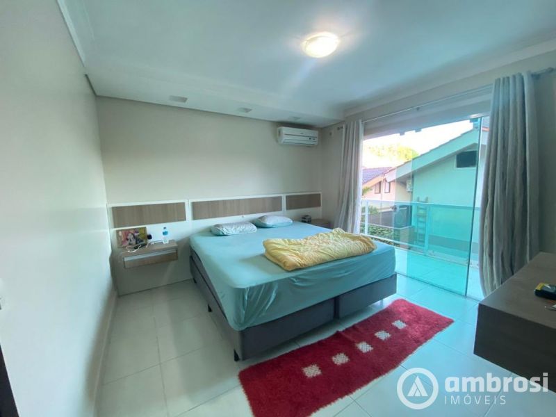 Casa com 1 suite+ 3 quartos mobiliada completa - Guabiruba