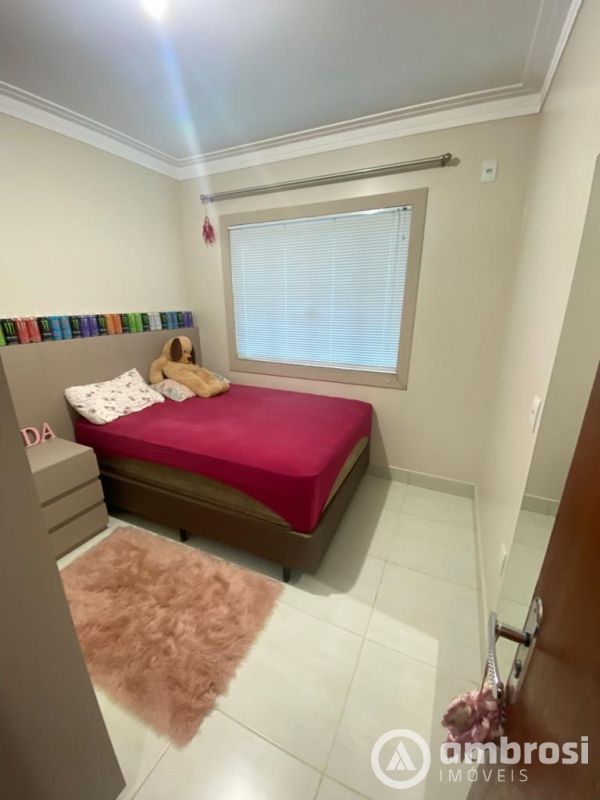 Casa com 1 suite+ 3 quartos mobiliada completa - Guabiruba