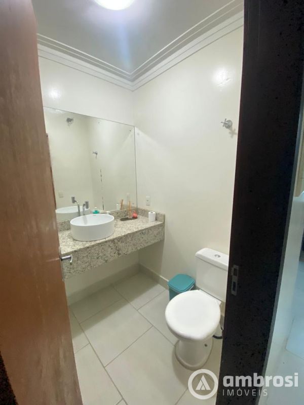 Casa com 1 suite+ 3 quartos mobiliada completa - Guabiruba