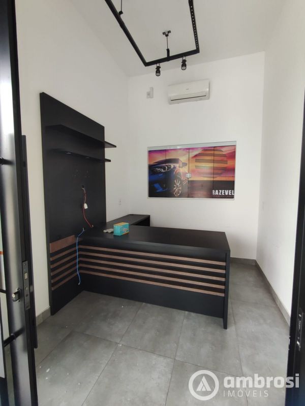 SALA COMERCIAL TÉRREA -165m² + ESTACIONAMENTO 580m².
