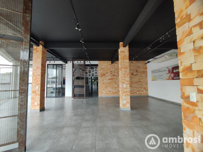 SALA COMERCIAL TÉRREA -165m² + ESTACIONAMENTO 580m².