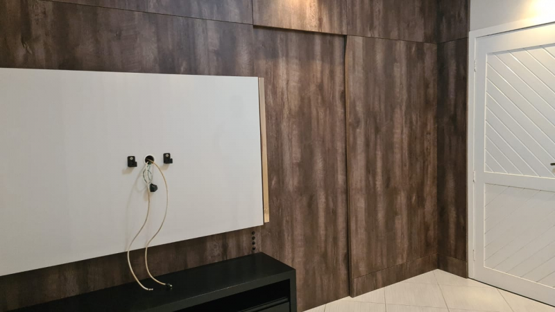 CASA 3 QTS,  SEMI MOBILIADA, COM  PISCINA-   BAIRRO LIMEIRA