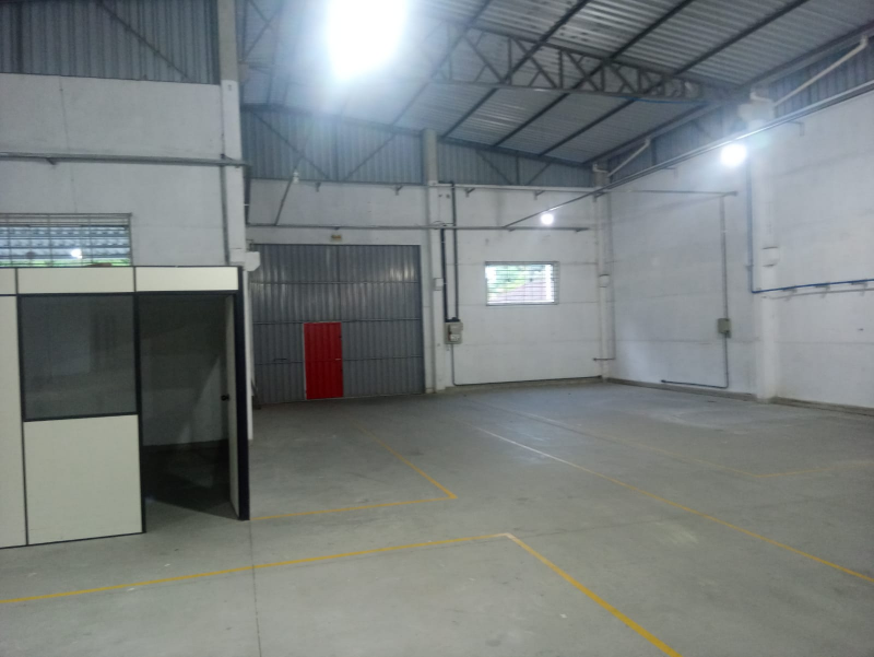 GALPÃO - PROXIMO AO PORTAL DE BRUSQUE/GUABIRUBA - 640,00  M2