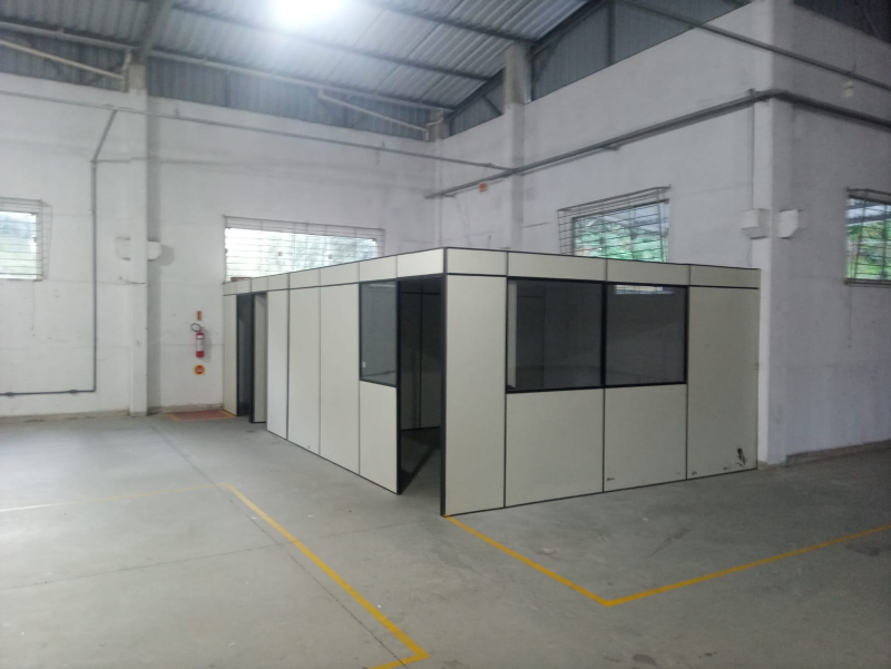 GALPÃO - PROXIMO AO PORTAL DE BRUSQUE/GUABIRUBA - 640,00  M2