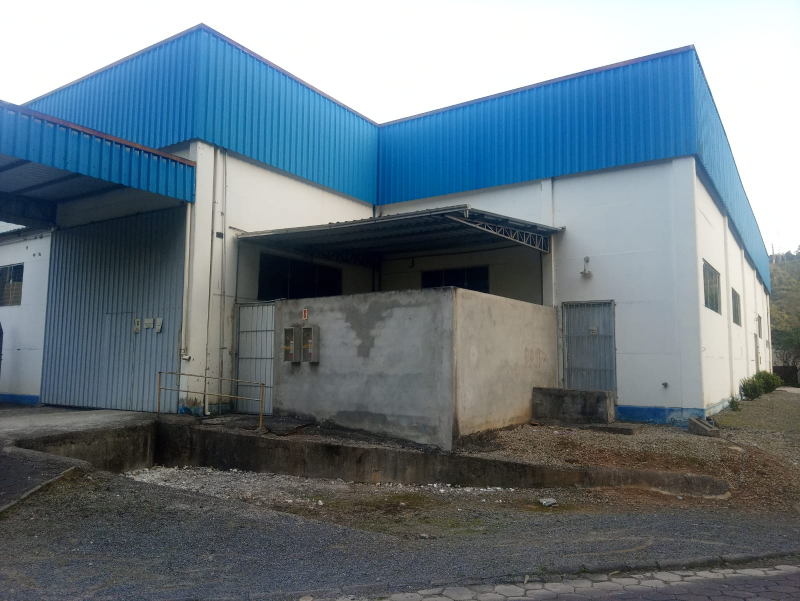 GALPÃO - PROXIMO AO PORTAL DE BRUSQUE/GUABIRUBA - 640,00  M2
