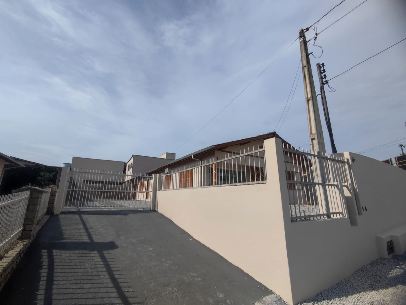 Casa de 3 quartos, no bairro JARDIM MALUCHE, em Brusque | Eu Corretor