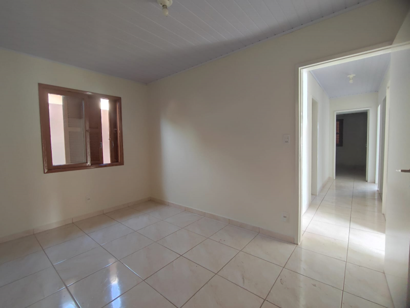 CASA 01 SUITE + 02 QTOS + APTO 1 QTO  - BAIRRO MALUCHE