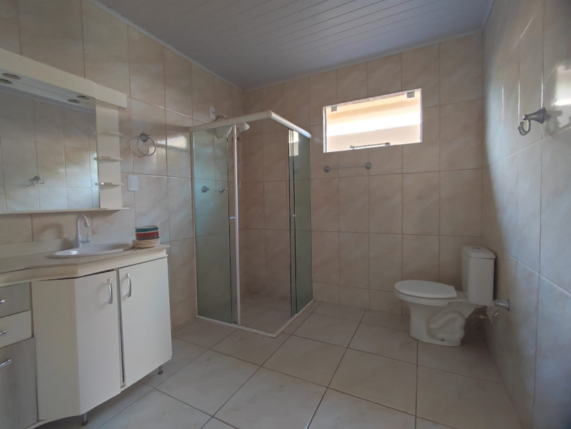 CASA 01 SUITE + 02 QTOS + APTO 1 QTO  - BAIRRO MALUCHE