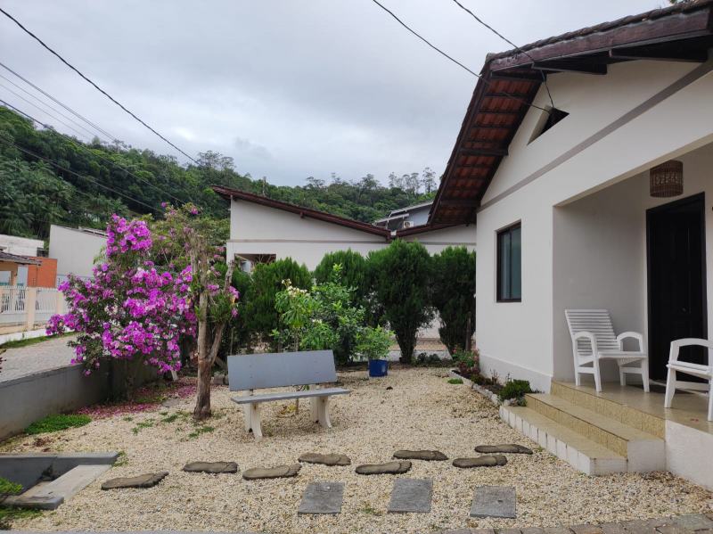 Casa de 3 quartos, no bairro Santa Rita, em Brusque | Eu Corretor
