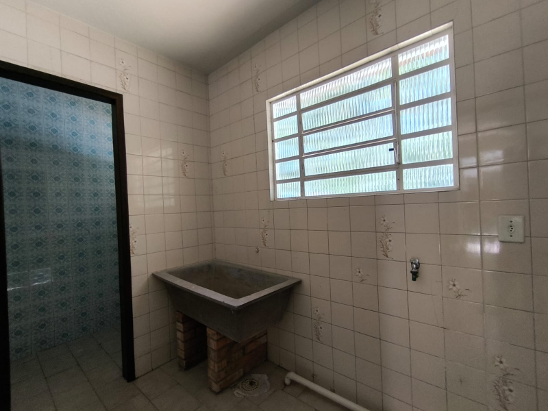 CASA 01 SUITE + 02 QTOS - JARDIM MALUCHE