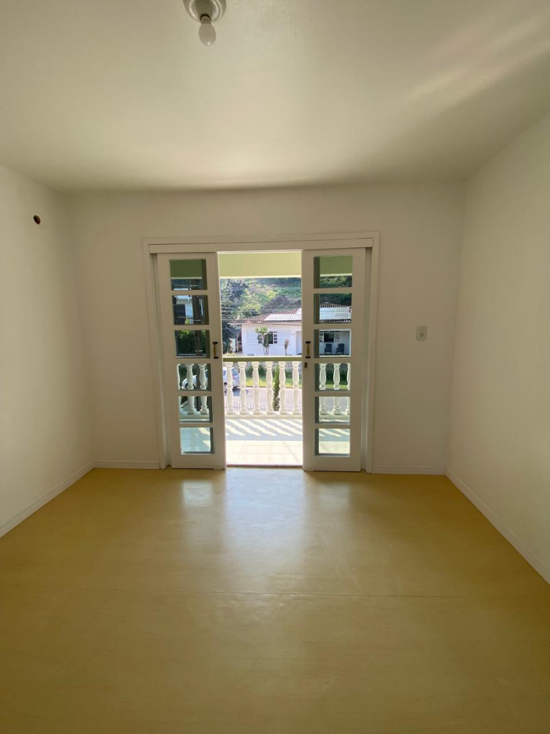 Casa de 3 quartos, | Eu Corretor