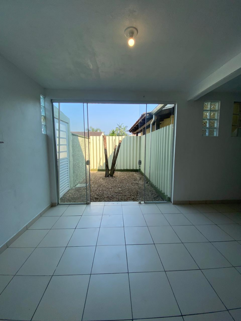 CASA 3 QTOS - BAIRRO MALUCHE
